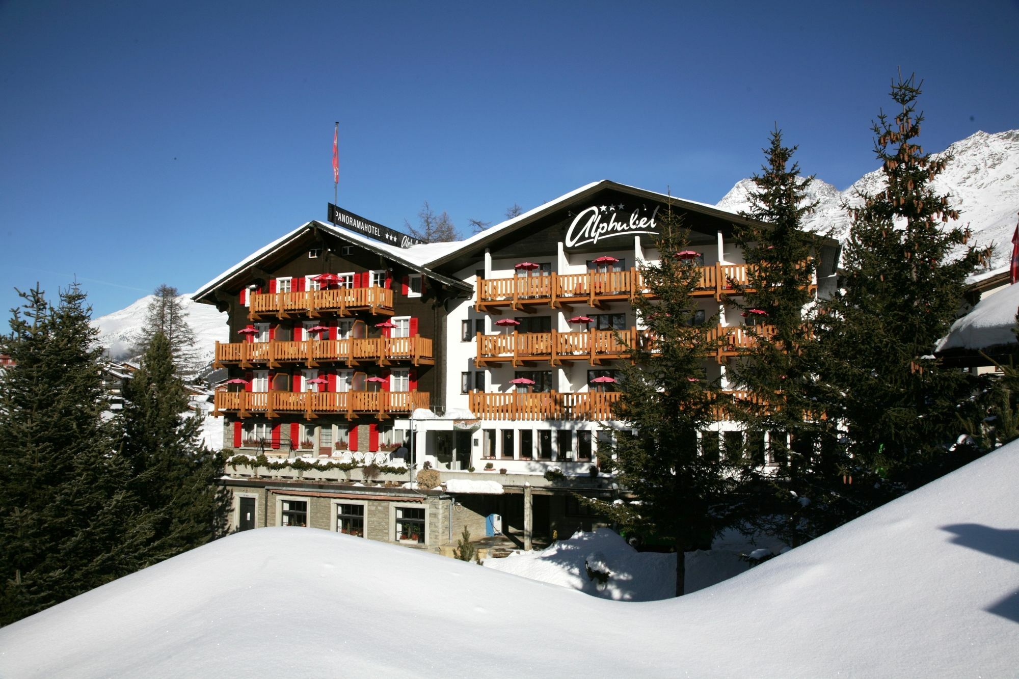 Swiss Family Hotel Alphubel Saas Fee Extérieur photo